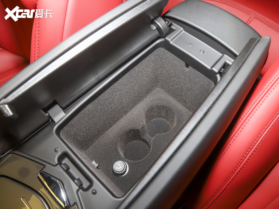 2022Ghibli 2.0T GThâ