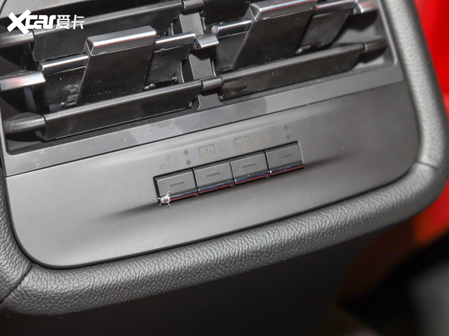 2022Ghibli 2.0T GThâ