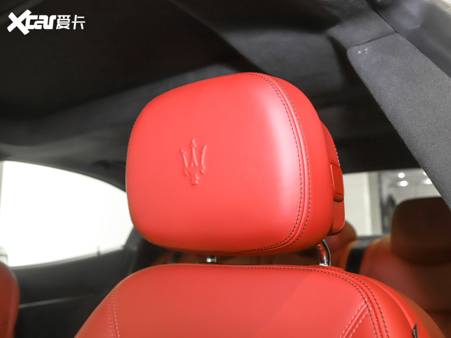 2022Ghibli 2.0T GThâ