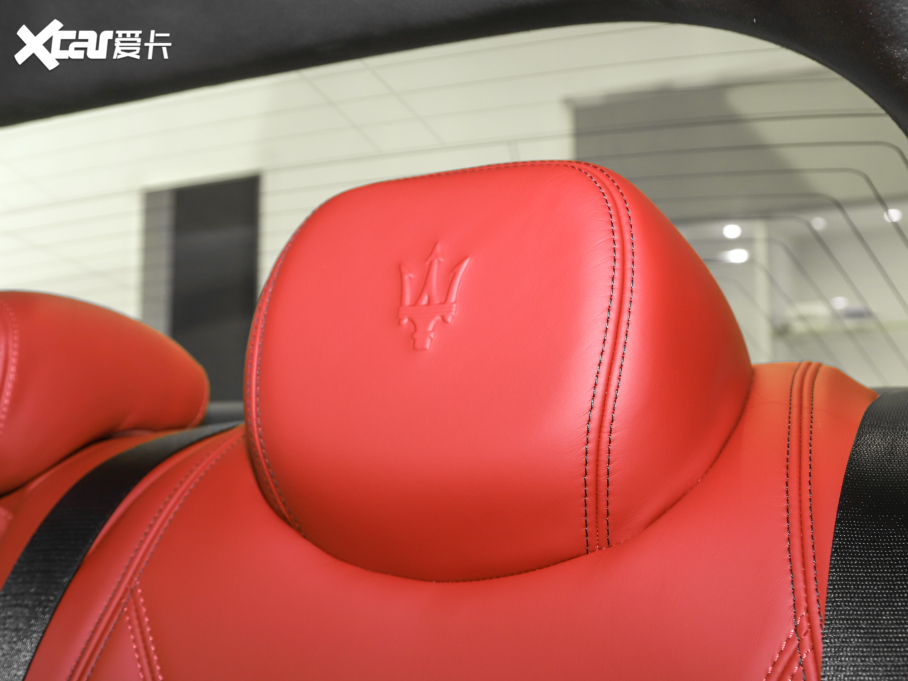 2022Ghibli 2.0T GThâ