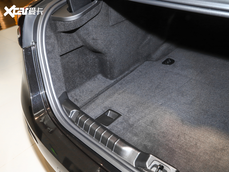 2022Ghibli 2.0T GThâ