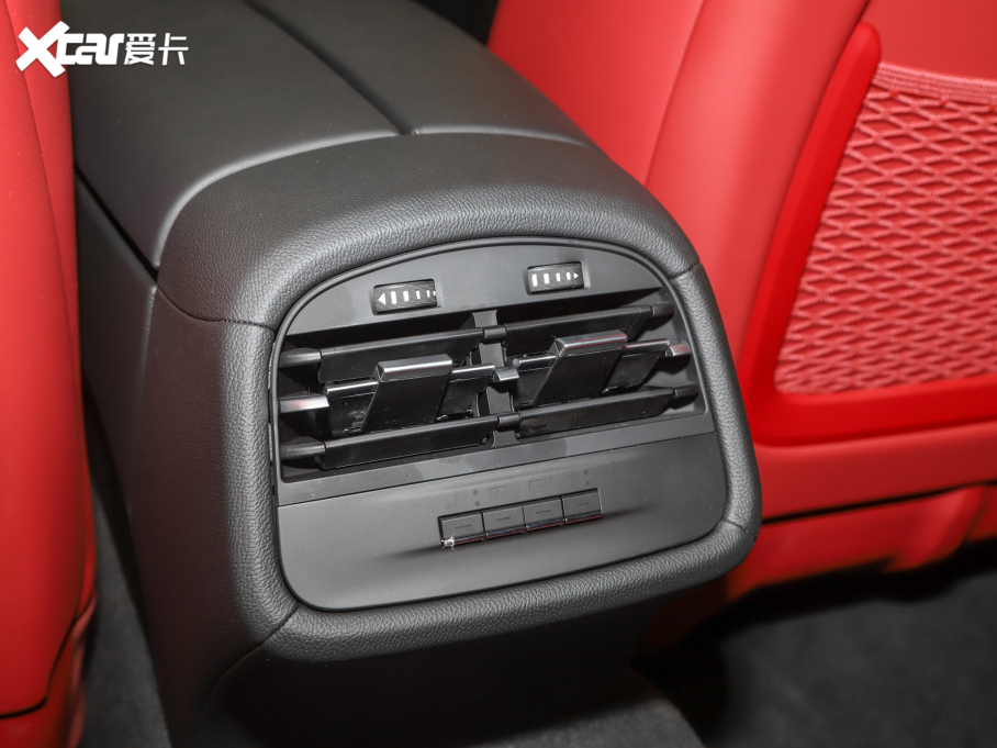 2022Ghibli 2.0T GThâ