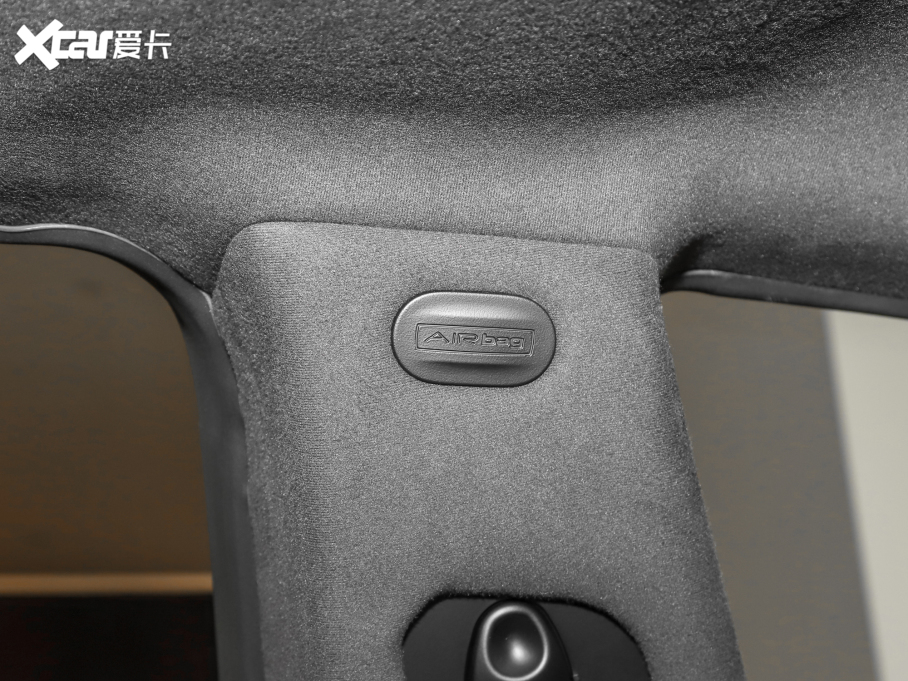 2022Ghibli 2.0T GThâ