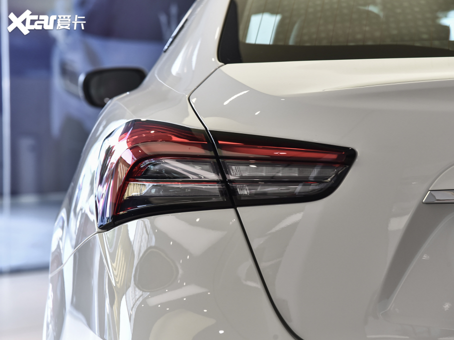 2022Ghibli 3.0T Modena