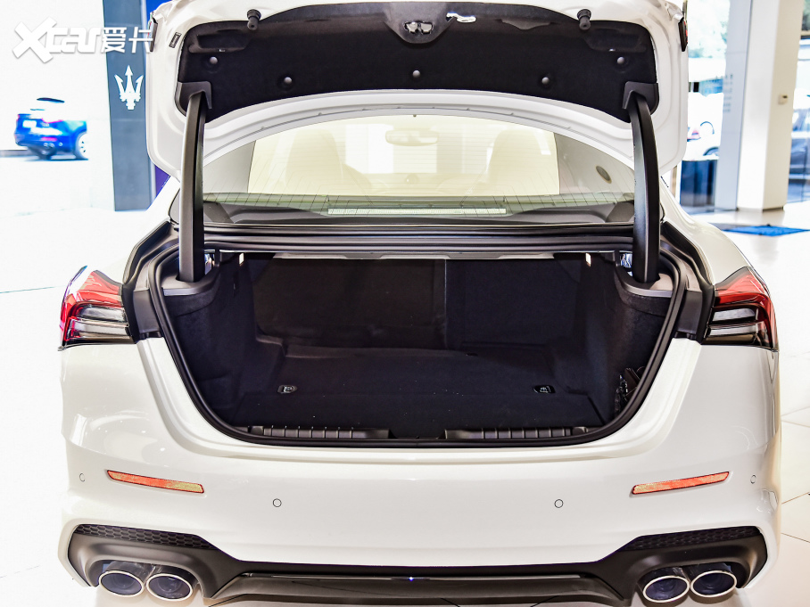 2022Ghibli 3.0T Modena