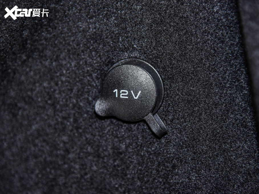 2022Ghibli 3.0T Modena