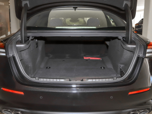 2022款2.0T GT锋芒版 空间座椅