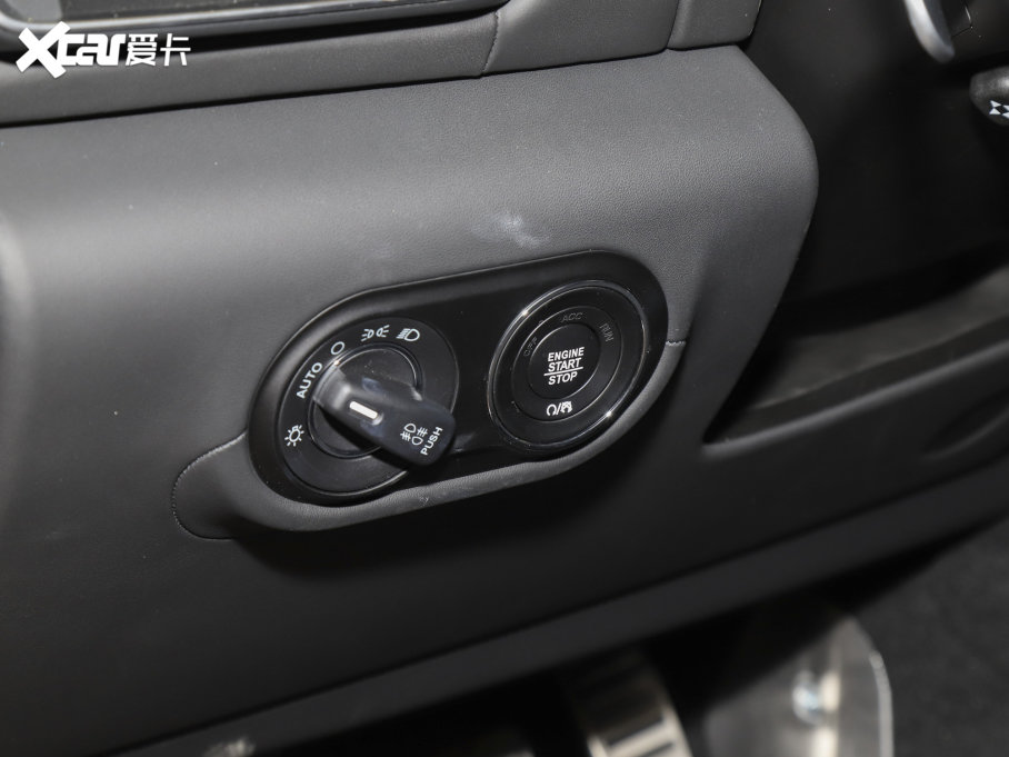 2023Levante 3.0T F Tributo 