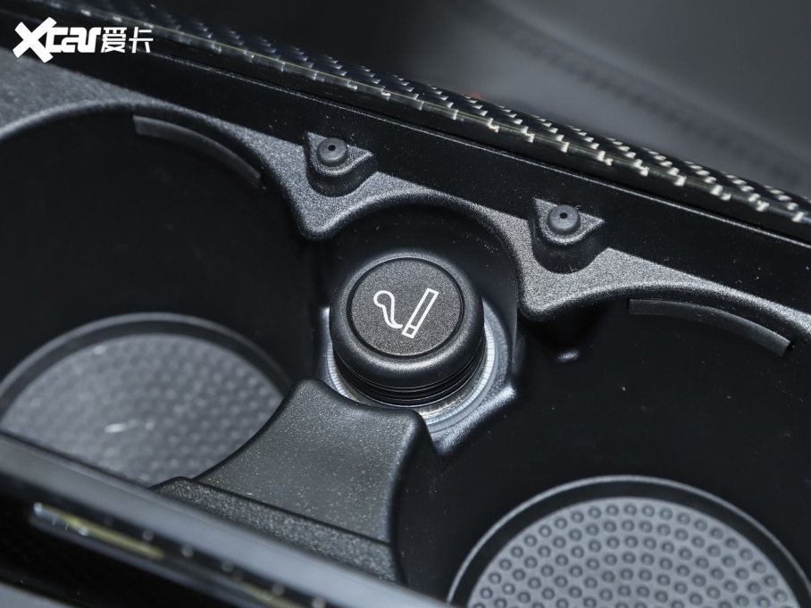 2023Levante 3.0T F Tributo 