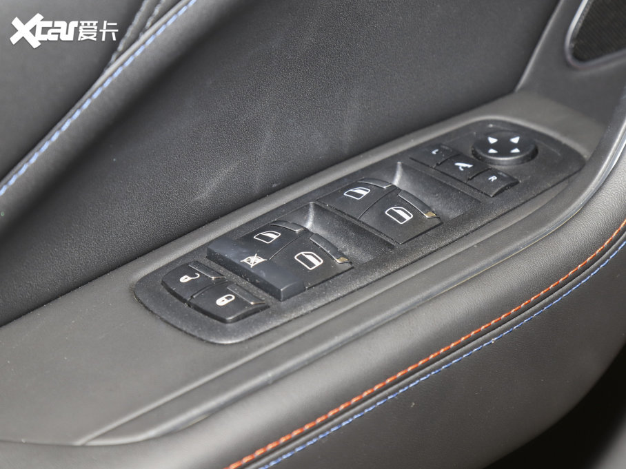 2023Levante 3.0T F Tributo 