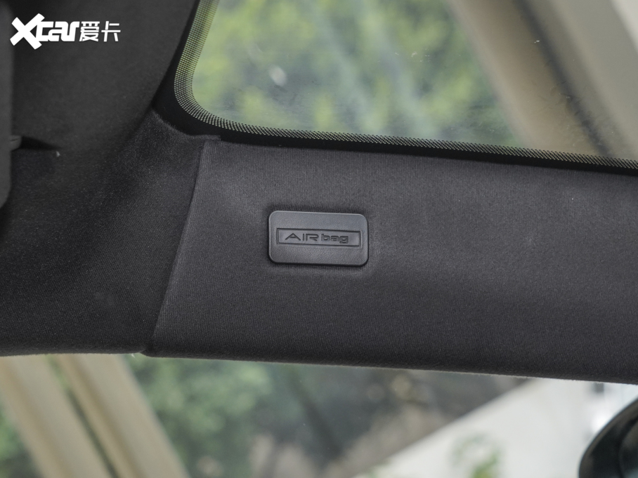 2023Levante 3.0T Modena