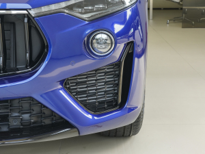 20233.0T Modena (ji)^