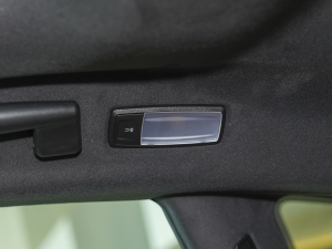 20233.0T Modena п؅^