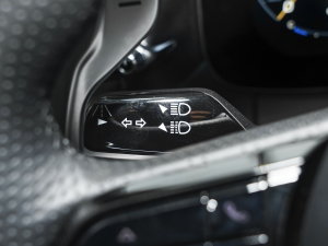 20233.0T Trofeo п؅^(q)