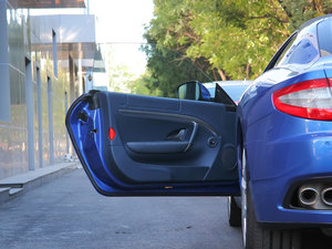 2014MC Stradale {λ܇T