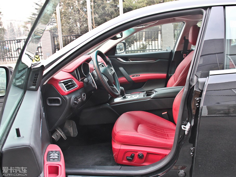 2014Ghibli 3.0T S Q4