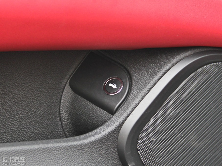 2014��Ghibli 3.0T S Q4