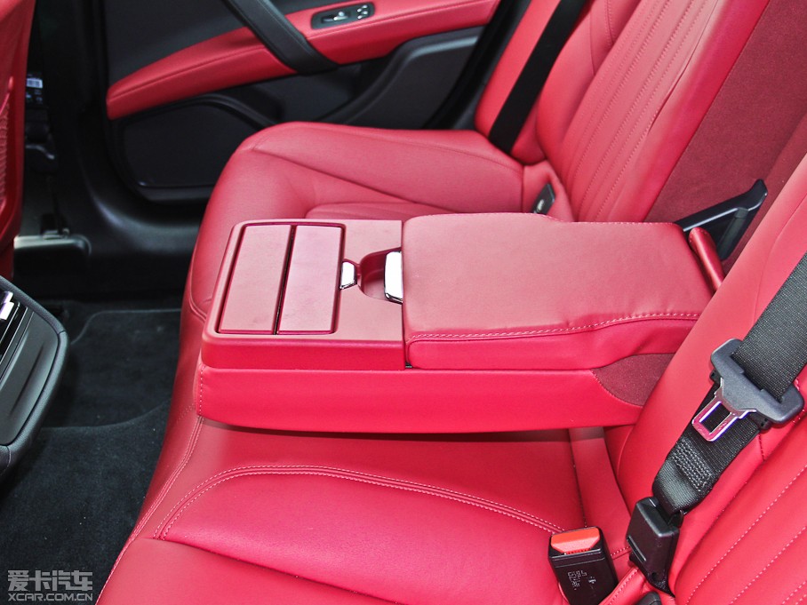 2014Ghibli 3.0T S Q4