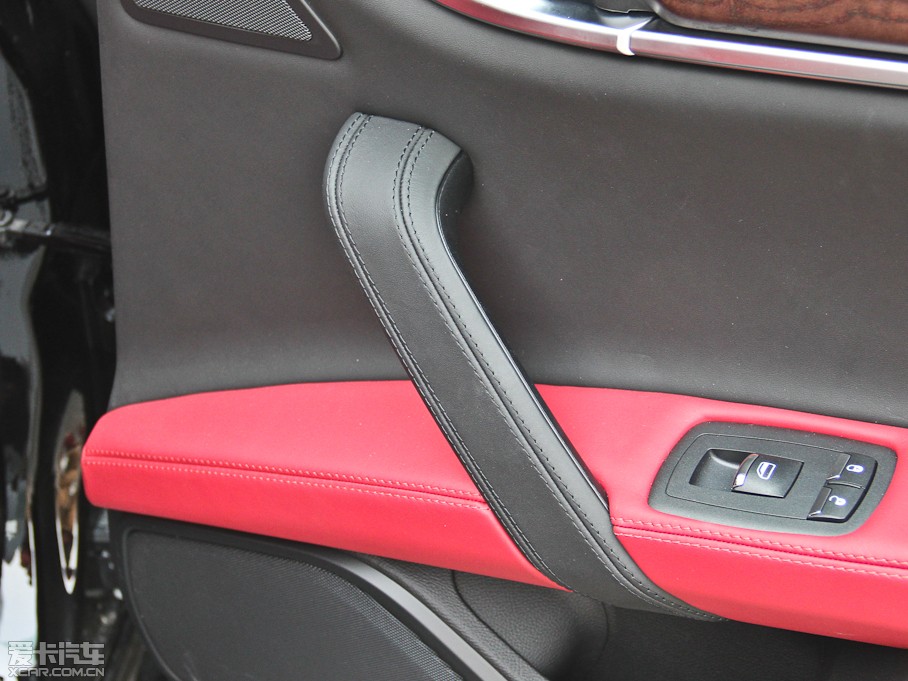 2014Ghibli 3.0T S Q4