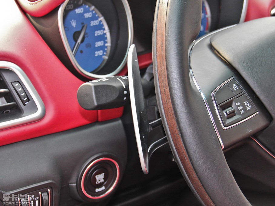 2014��Ghibli 3.0T S Q4