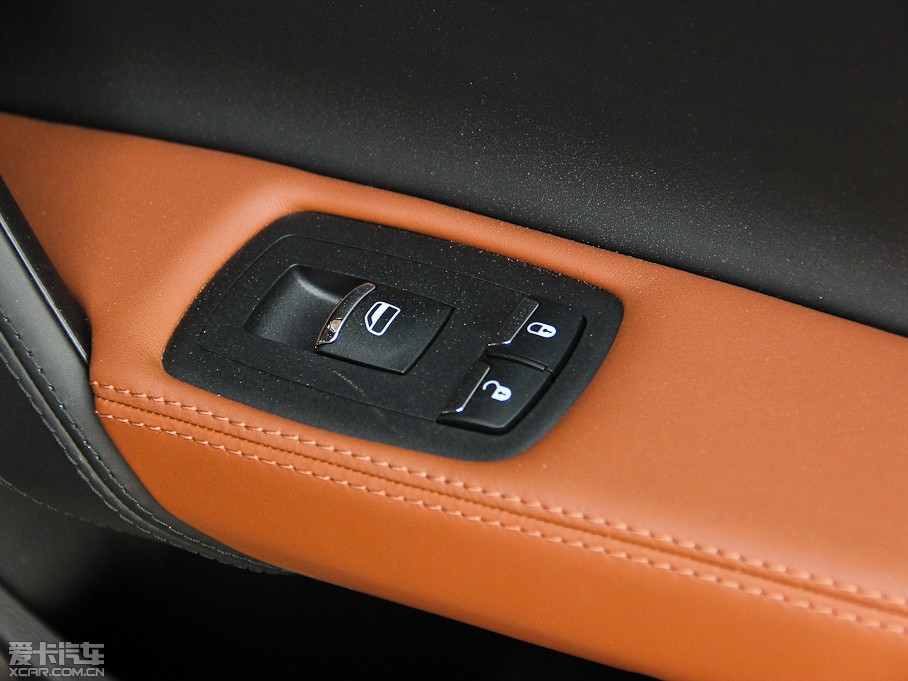 2014Ghibli 3.0T S Q4