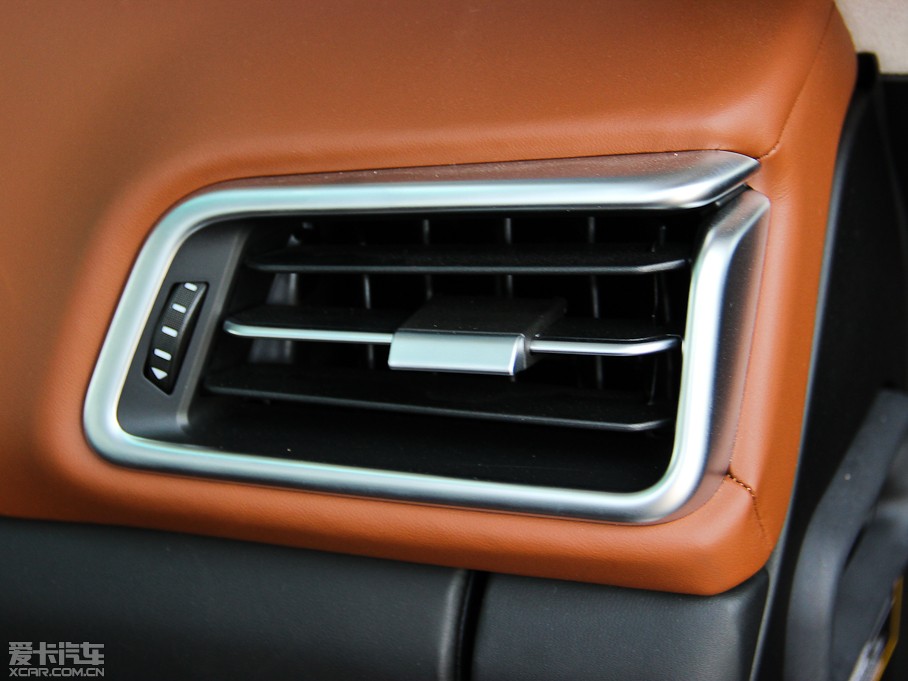 2014Ghibli 3.0T S Q4