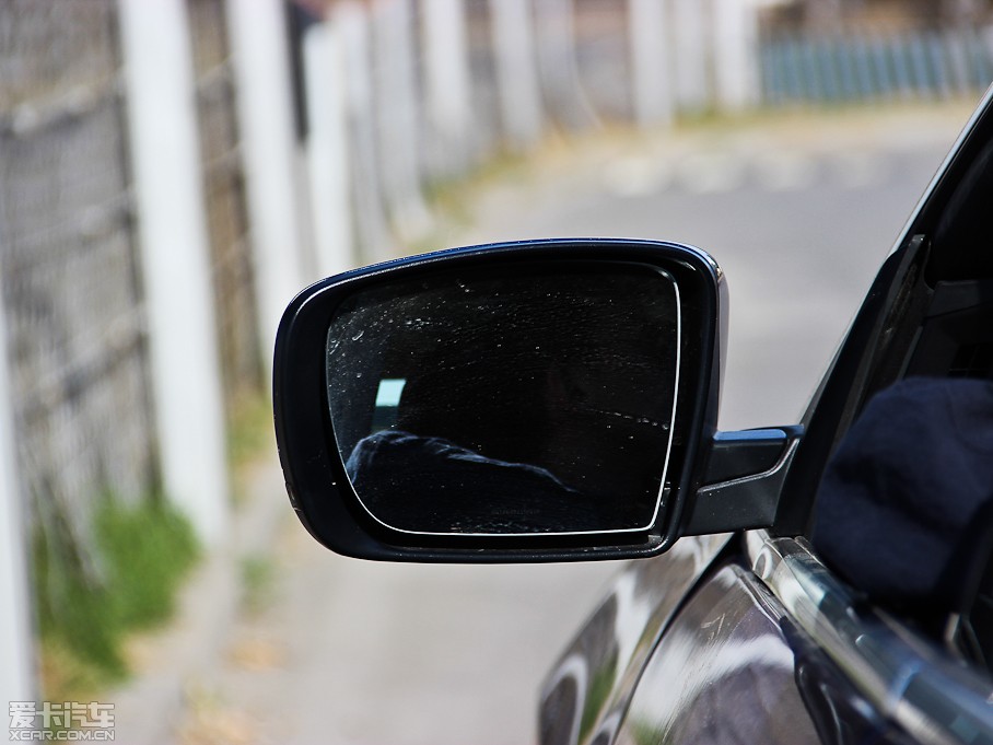 2014��Ghibli 3.0T S Q4