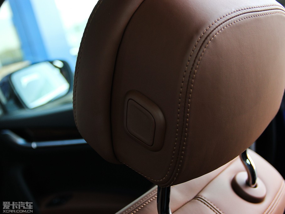 2014��Ghibli 3.0T S Q4