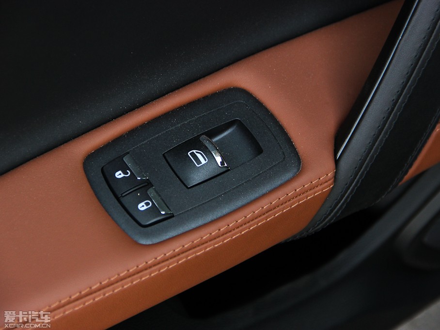 2014Ghibli 3.0T S Q4