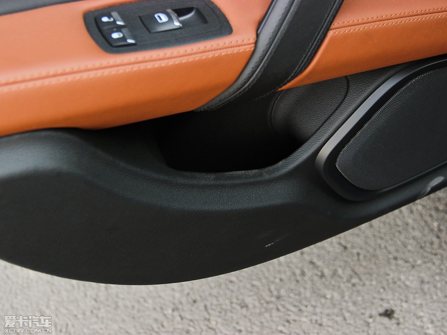 2014Ghibli 3.0T S Q4