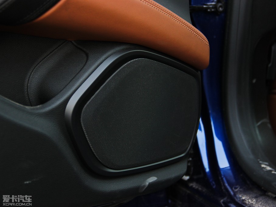 2014��Ghibli 3.0T S Q4