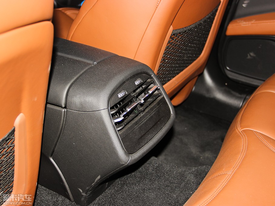 2014Ghibli 3.0T S Q4