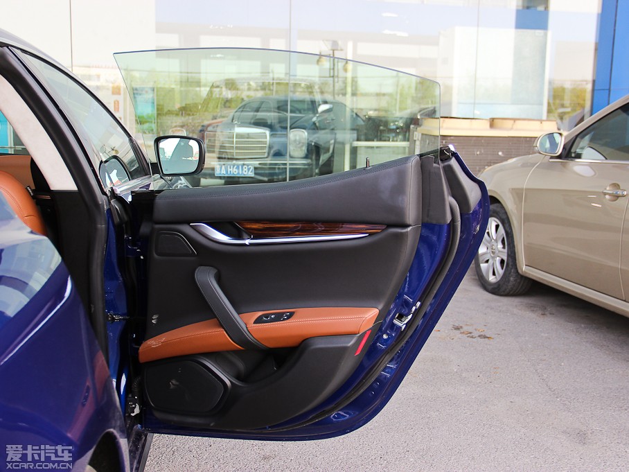 2014Ghibli 3.0T S Q4