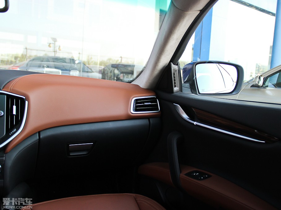 2014Ghibli 3.0T S Q4