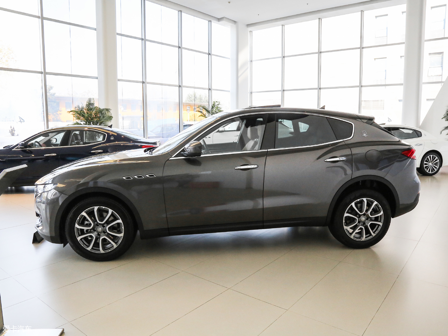 2016Levante 3.0T ˜