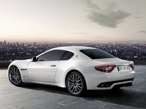 2009����ɯ����GT4.7L S Automatic�������