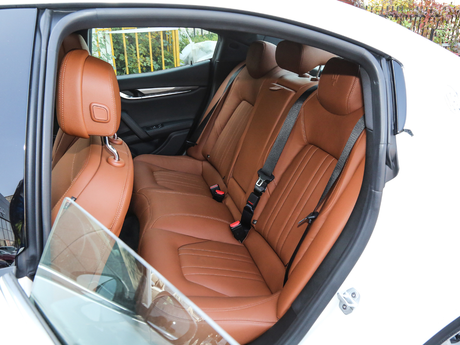 2018��Ghibli 3.0T