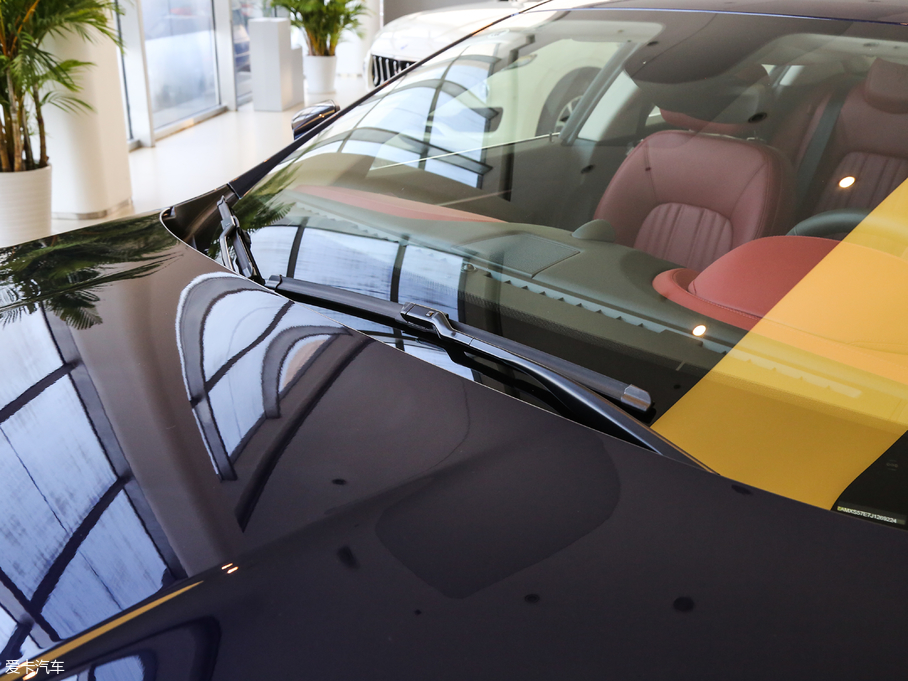 2018��Ghibli 3.0T