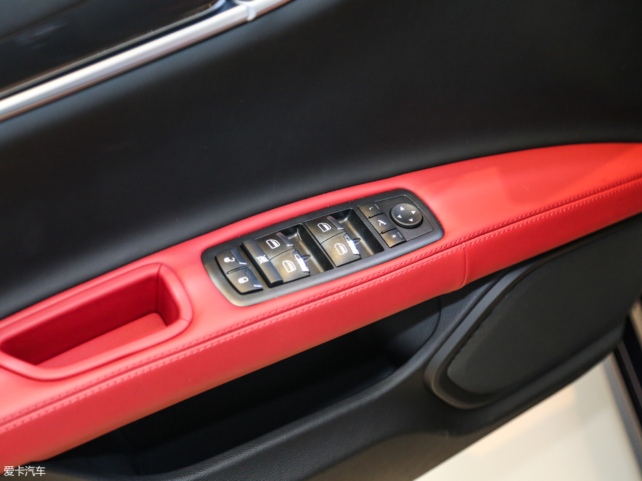 2018��Ghibli 3.0T