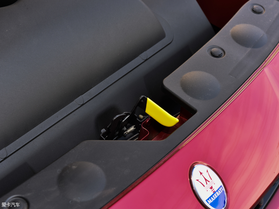 2018��Ghibli 3.0T