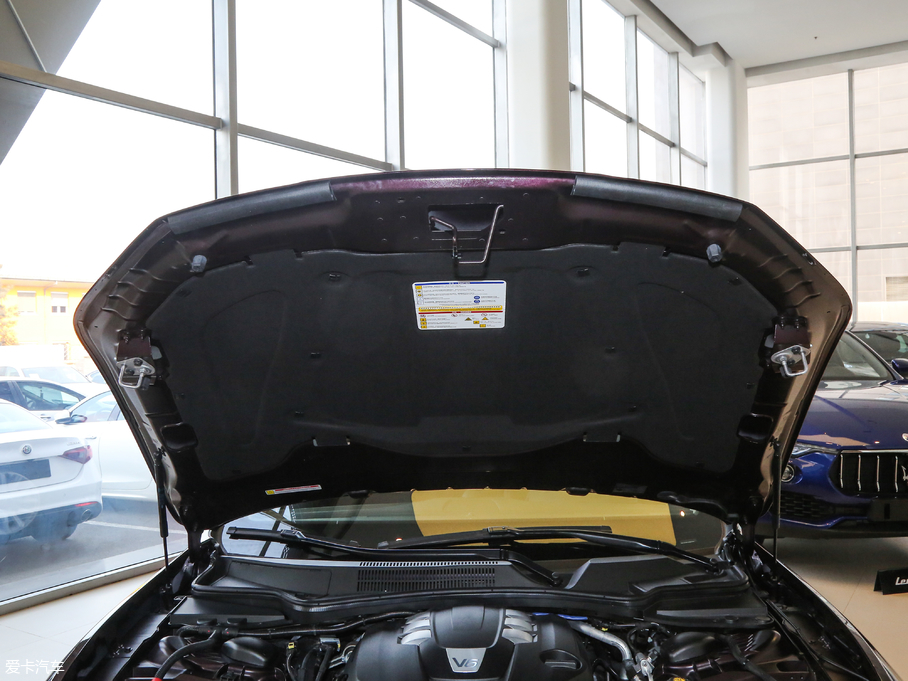 2018��Ghibli 3.0T