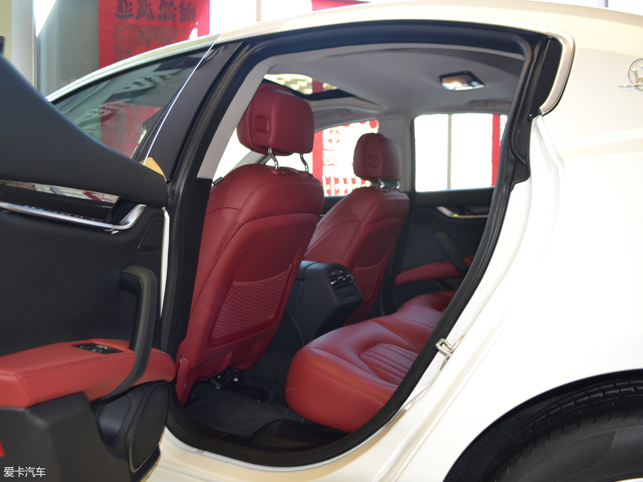 2018��Ghibli 3.0T 350Hp �˜ʰ�