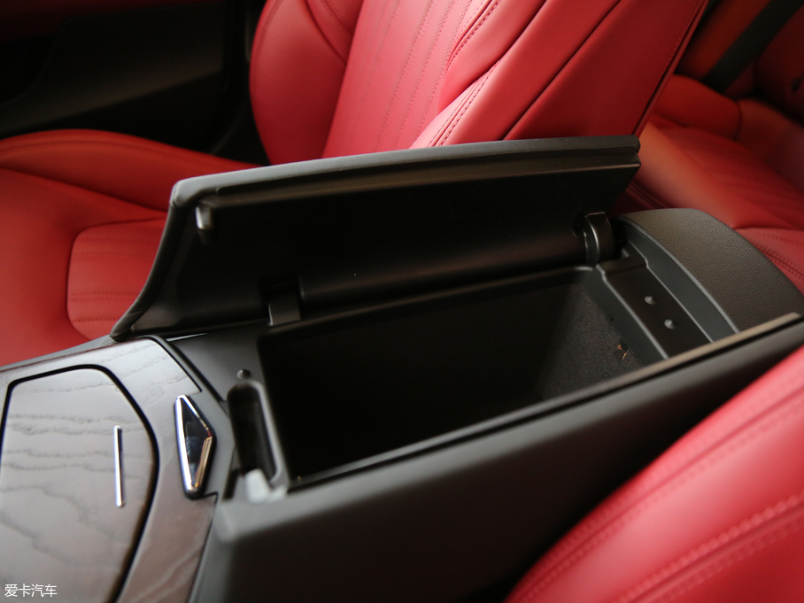 2018Ghibli 3.0T 350Hp A