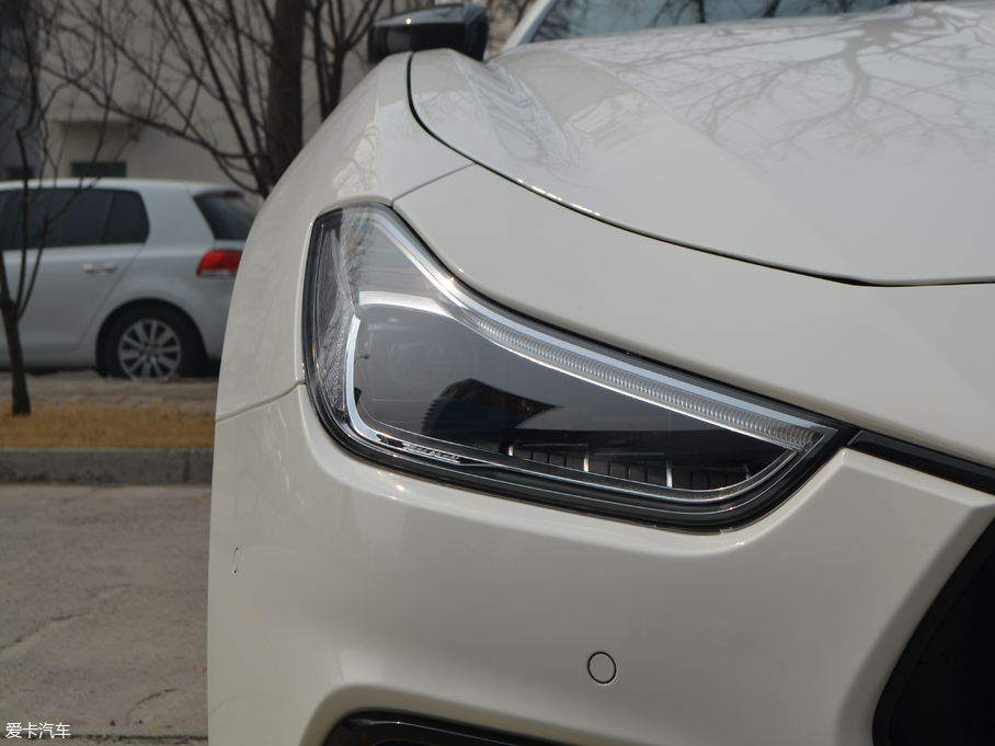 2018Ghibli 3.0T 350Hp \Ӱ