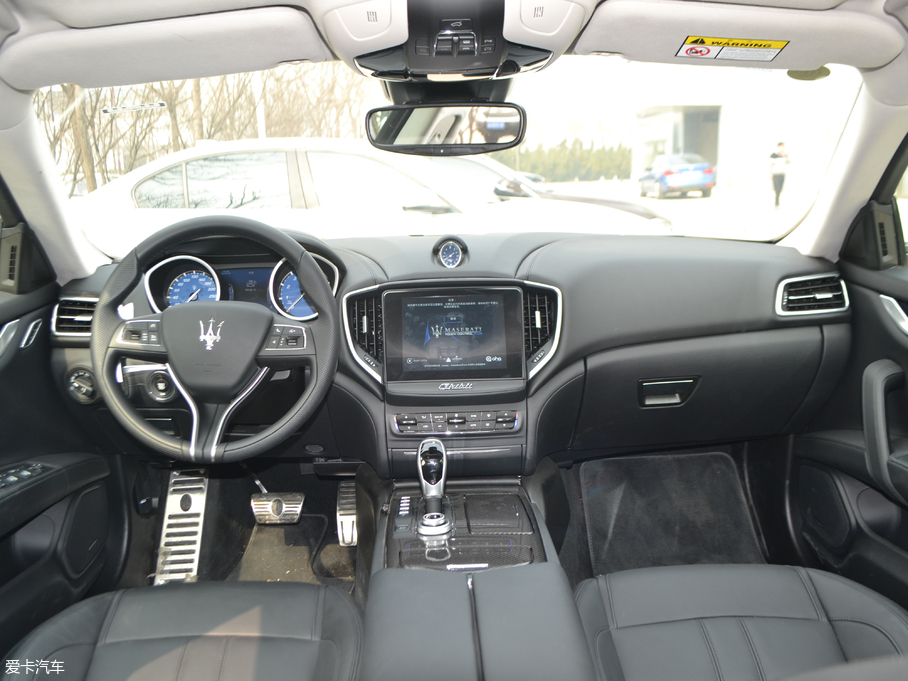 2018��Ghibli 3.0T 350Hp �\�Ӱ�