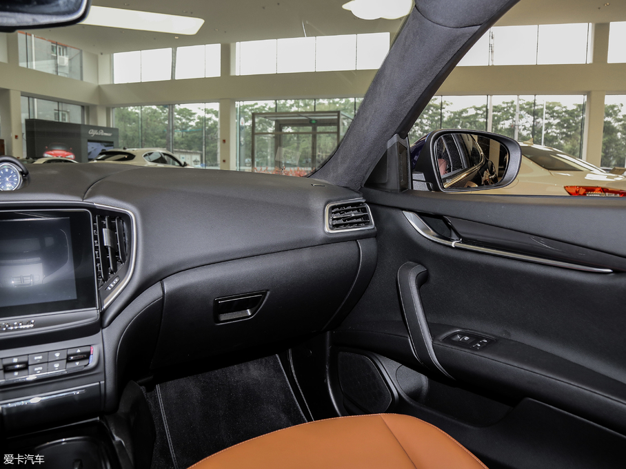 2018Ghibli 3.0T 350Hp ˜ʰ