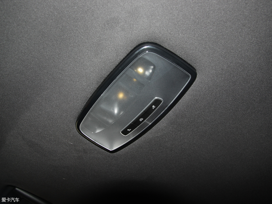 2018��Ghibli 3.0T 430Hp �\�Ӱ�