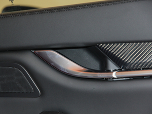 20183.0T 430Hp \Ӱ g