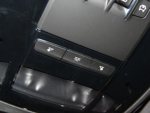 2018款3.0T 430Hp 运动版 中控区