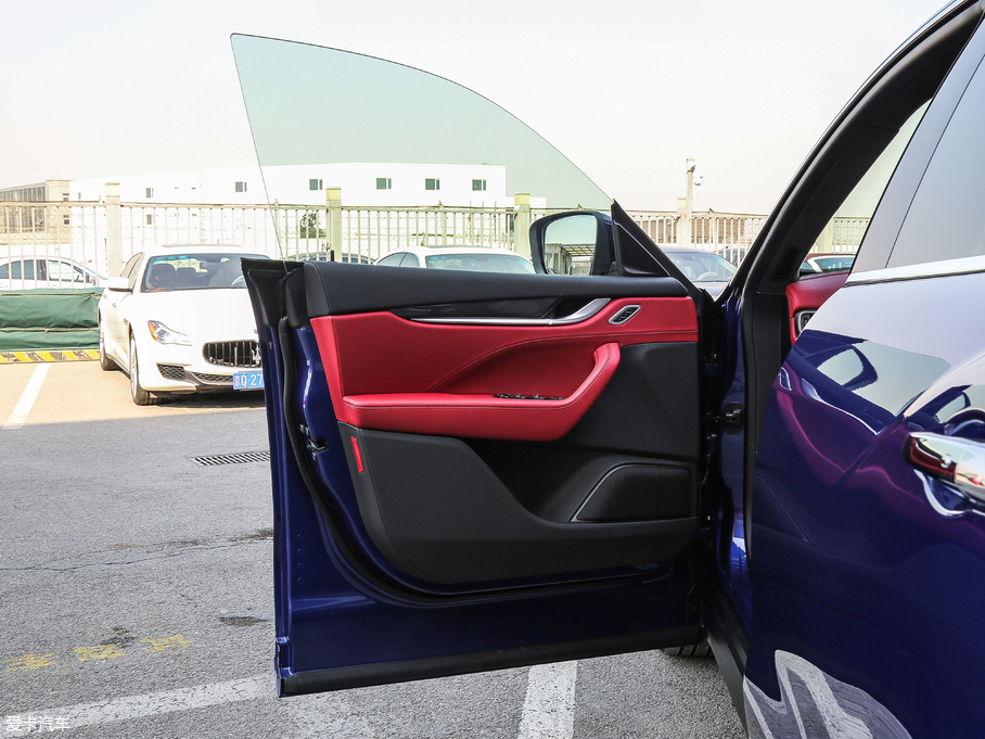 2018Levante 3.0T 350Hp \Ӱ